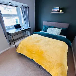 Place2stay Free Parking 3 Bed House Brighton