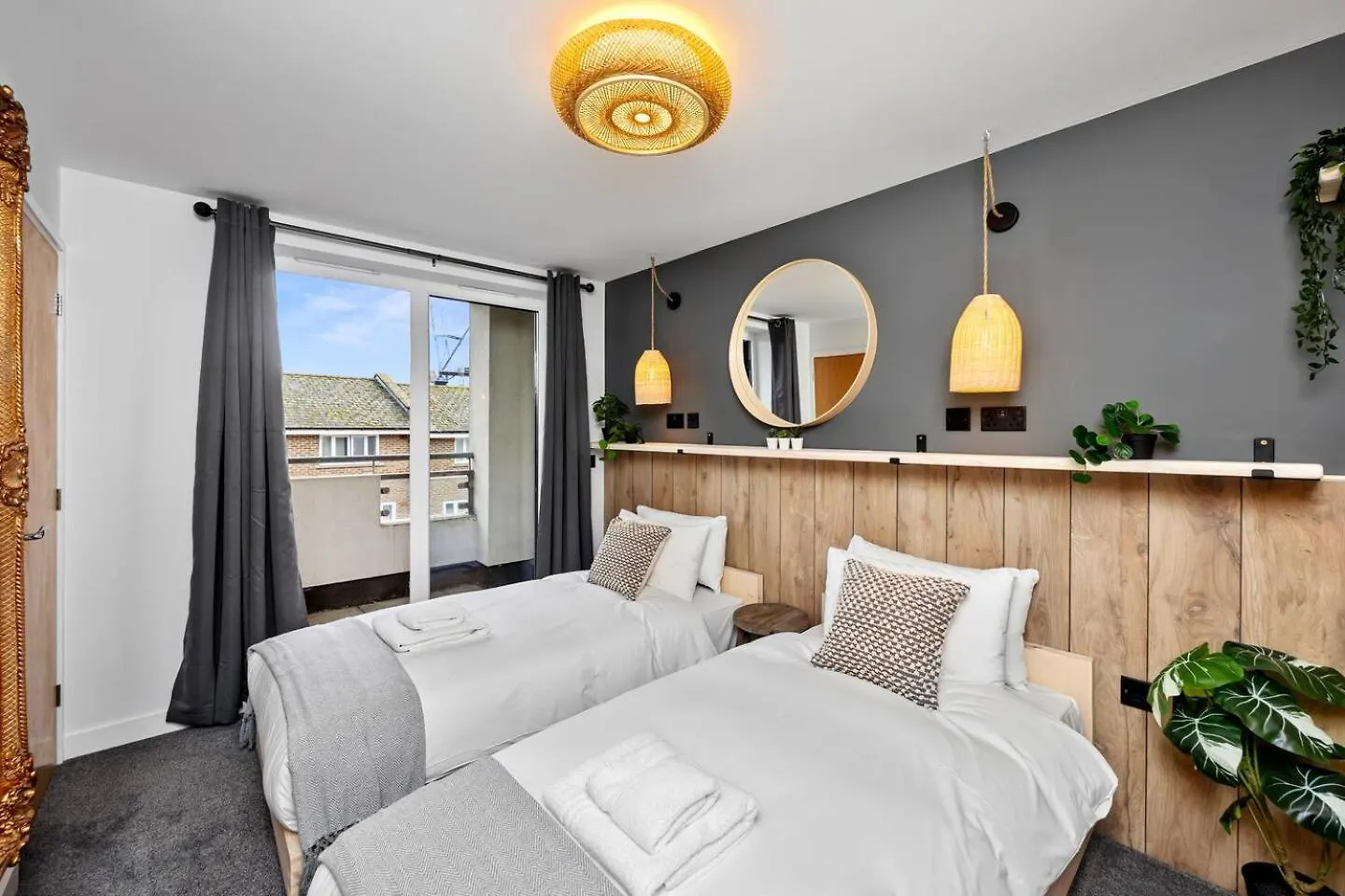 Driftwood House - Scandi Style In Central Hove